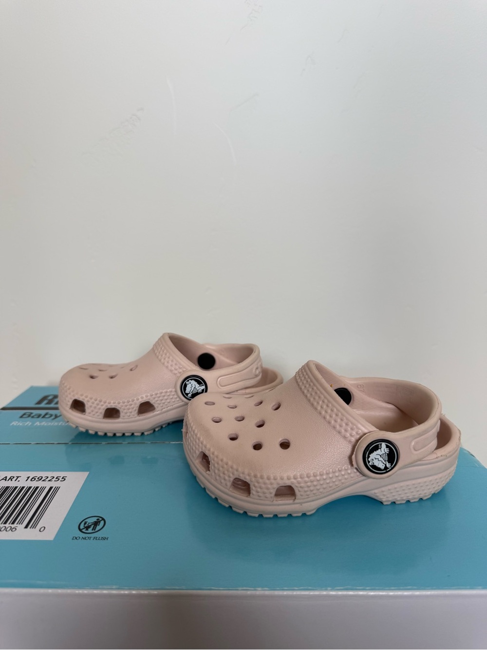 CROCS Kids Classic Clog in Blush Pink